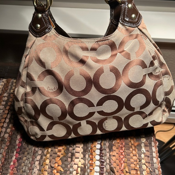 Coach Handbag - Picture 4 of 6